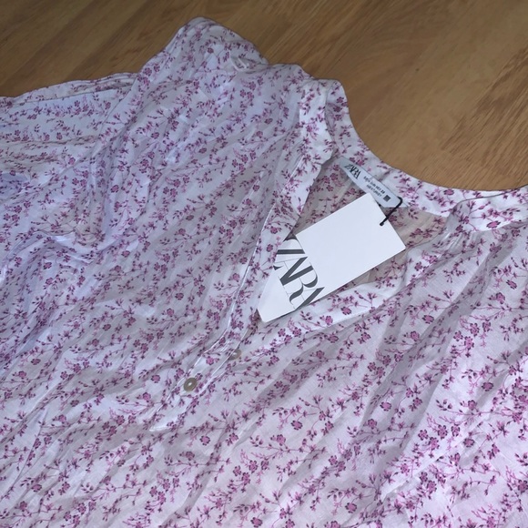 NWT Zara Ruffled Long Sleeve Blouse, Medium - Picture 6 of 11